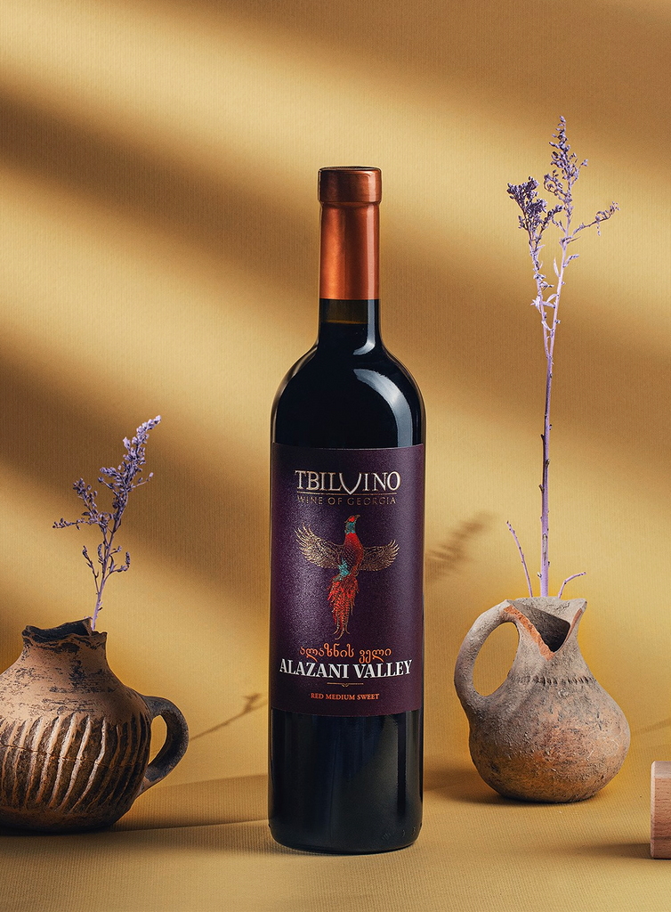 Georgian Wine Alazani Valley (Semi-Sweet Red)– TAMADA